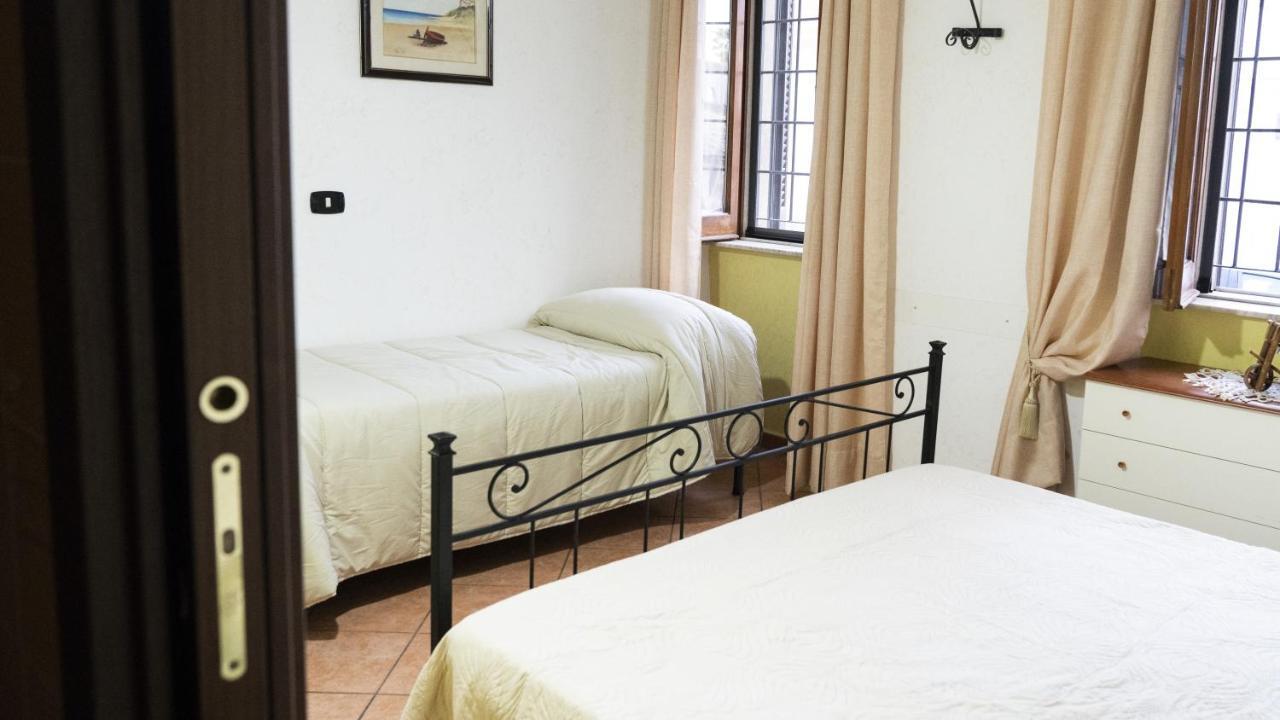 Mileto Il Normanno B&B מראה חיצוני תמונה